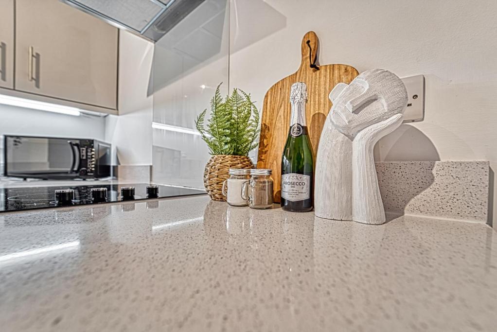 Guest Homes - Watledge House Apartment Tewkesbury Εξωτερικό φωτογραφία